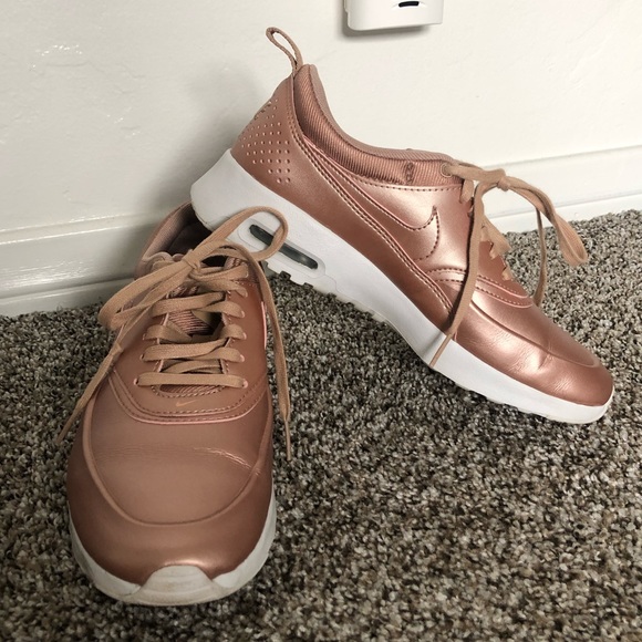 rose gold workout shoes